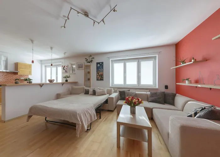 Lovely 2 Bedroom * 브라티슬라바